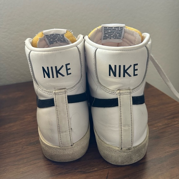 Nike Men's Blazer Mid '77 Vintage Shoes Size 9 - Picture 5 of 6